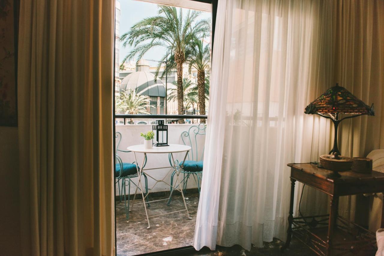 Bright Apartment In The City Center Alicante Exterior foto